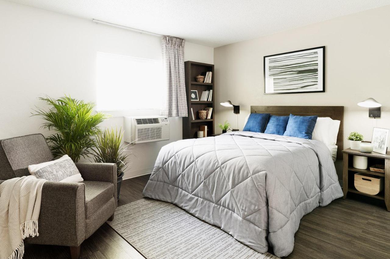 Intown Suites Extended Stay Albuquerque Nm Bagian luar foto
